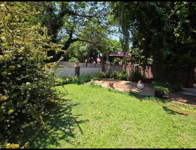 4 BEDROOM HOUSE FOR SALE IN GOLF PARK